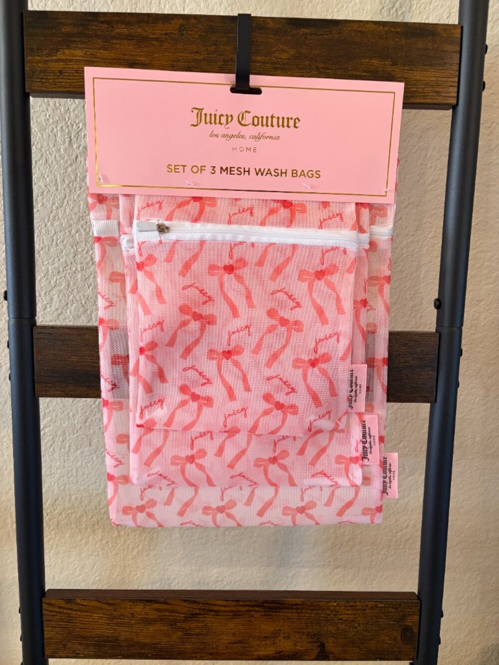 Juicy Couture Mesh Wash Bag Set of 3 Pink Bow Laundry Bags Travel - Picture 2 of 4